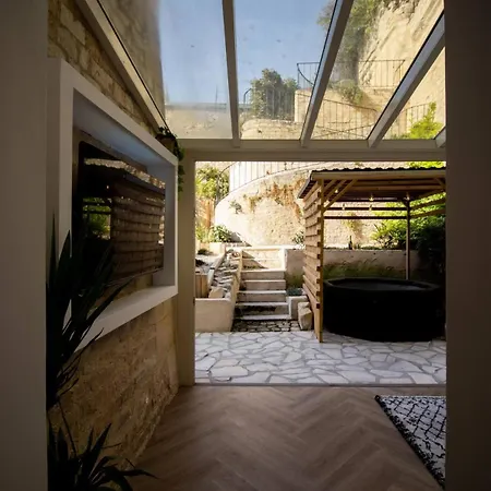 La Tour Napoleonienne Et Son Jacuzzi 公寓 凯恩