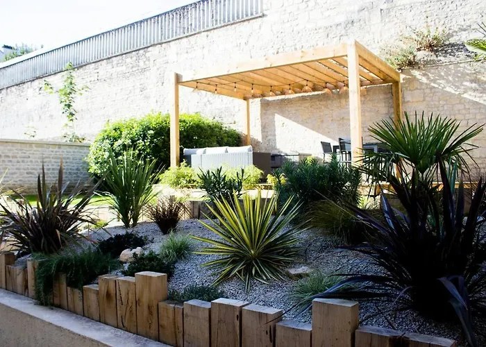 La Tour Napoléonienne Et Son Jacuzzi *