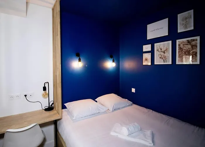 Appartamento La Tour Napoléonienne Et Son Jacuzzi *